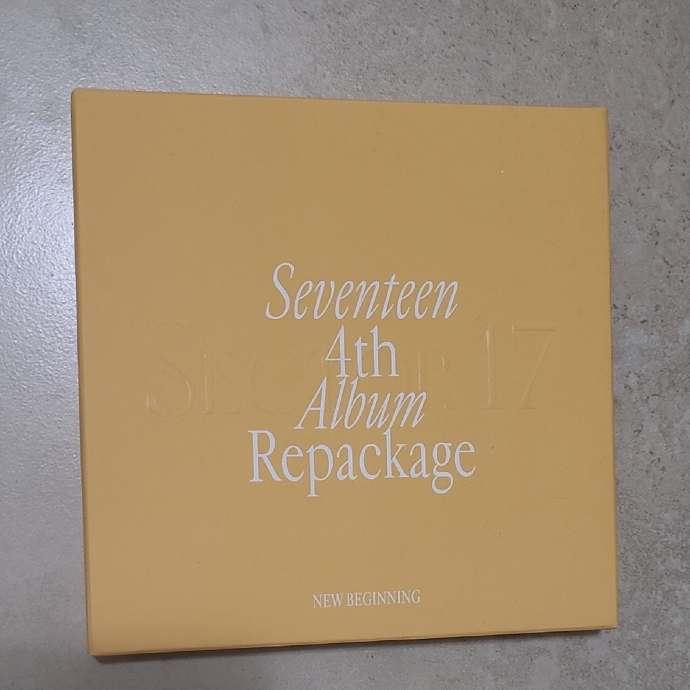 SEVENTEEN 4th Album Repackage SECTOR 17 Dino Signed